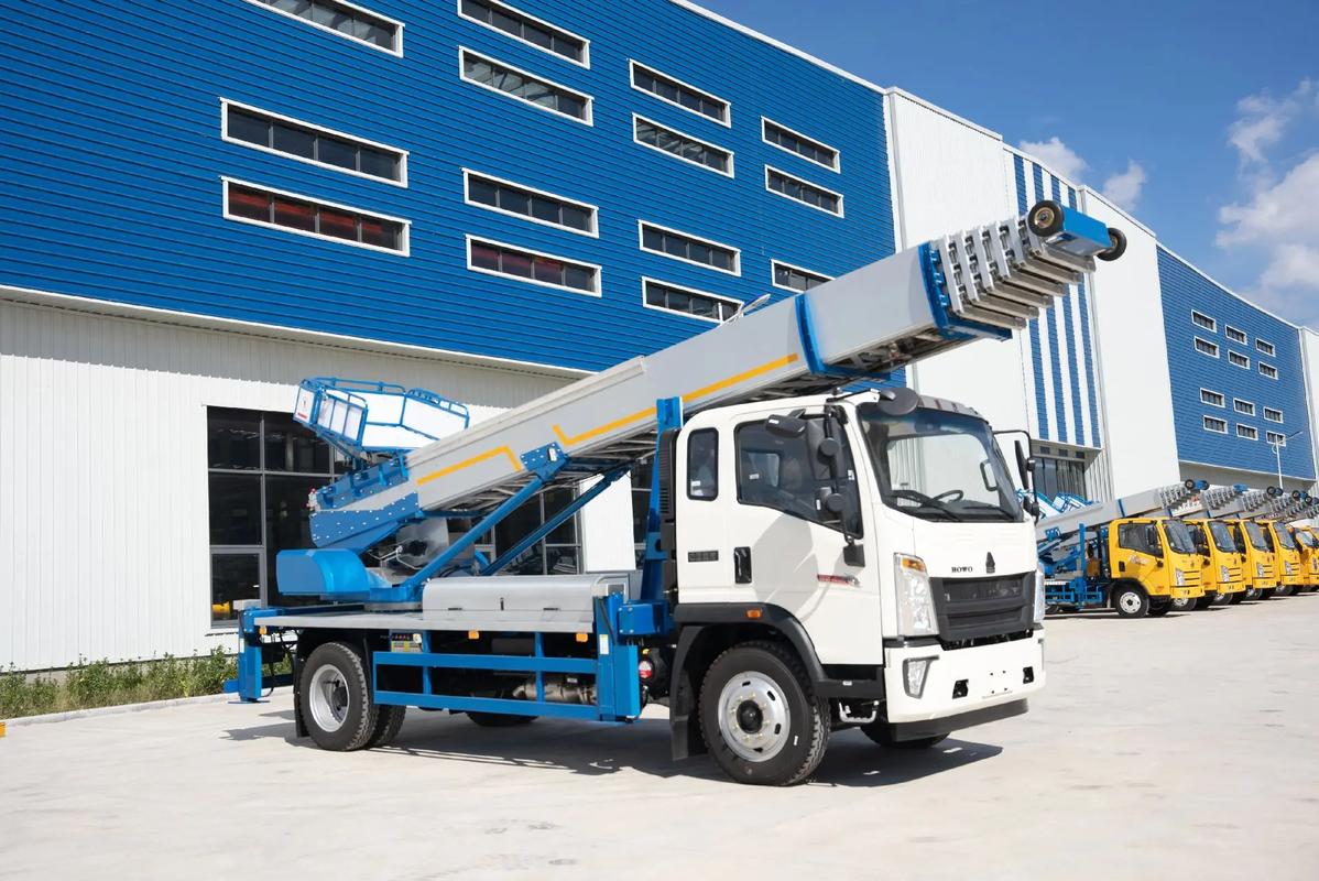 徐闻出租云梯车高空作业车 建筑垃圾搬运